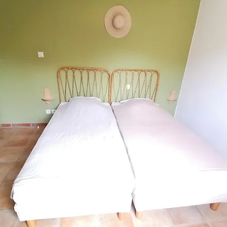 Le Cosy